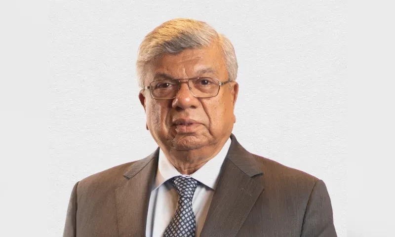 ARIF HABIB LTD PLAYED A VITAL ROLE: CIRCULAR DEBT RESOLUTION

Pakistan achieves landmark Rs400bn Energy Sukuk settlement, investors’ eye more moves in Oil and Gas sector

Stay tuned for tomorrow’s anticipated developments in the oil and gas sector, which are expected to continue driving momentum and shaping Pakistan's future financial outlook.

PSMU Exclusive:

KARACHI: In a major milestone for Pakistan’s financial and energy sectors, Arif Habib Limited (AHL) facilitated the country's largest-ever debt market transaction with the landmark PKR 400 billion settlement involving Energy Sukuk Type: PESC-1 and PESC-2. This significant deal, aimed at resolving Pakistan’s ongoing circular debt crisis, positions the country’s energy sector on a path to much-needed stability.

The transaction, executed on the buying side for the Central Power Purchasing Agency (CPPA), involved a colossal PKR 400bn, with AHL playing a pivotal role as the trusted partner in executing Pakistan’s largest debt market NDM (Off-market Transaction). AHL also facilitated PKR 61 billion on the selling side, showcasing its prominent position in structuring and executing landmark capital market operations in the country.
More major moves in Oil & Gas:As Pakistan celebrates the successful closure of this historic sukuk deal, industry analysts are now turning their attention to a PKR 300 billion settlement expected to take place on Wednesday (tomorrow). This involves Pakistan State Oil (PSO) and a consortium of Independent Power Producers (IPPs), which will further bolster the country’s debt management efforts and provide fresh liquidity to the oil and gas sector.

This upcoming transaction is anticipated to attract significant attention from both domestic and international investors. The oil and gas sector, traditionally a major part of Pakistan’s economy, remains a critical area of focus for investors seeking exposure to energy assets in a recovering market.

The Energy Sukuk settlement is seen as a crucial step toward resolving Pakistan's chronic circular debt issue within the energy sector, an area that has long been a source of macroeconomic instability. By introducing these Shariah-compliant financial instruments, the government is pushing forward with efforts to manage the nation’s debt load while stabilizing energy markets.
Arif Habib Limited’s instrumental role in executing this record-breaking transaction underscores its leadership position in Pakistan’s capital markets. The firm’s reputation as a trusted partner for large-scale, strategic financial operations was further solidified, marking a major achievement for Pakistan's debt markets. AHL’s participation in facilitating the deal for CPPA—an entity critical to Pakistan's energy infrastructure—proves its capacity to engage in high-stakes transactions and drive market momentum.

Given the growing demand for energy sector reforms and investments, savvy investors are closely watching these developments, anticipating a significant upside in the oil and gas sectors as more strategic settlements and restructuring efforts are carried out.