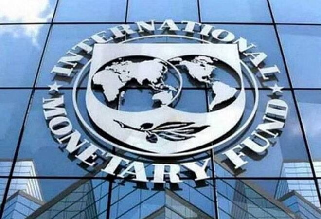 IMF urges Pakistan to prioritize structural reforms