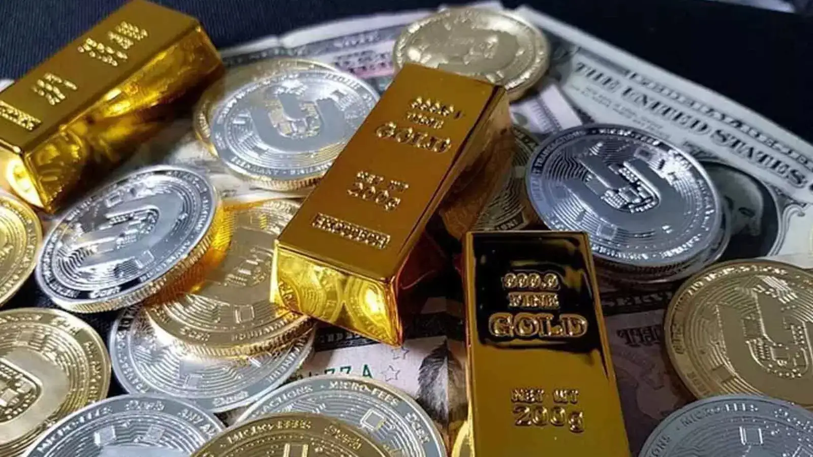 Gold, silver hit new peaks