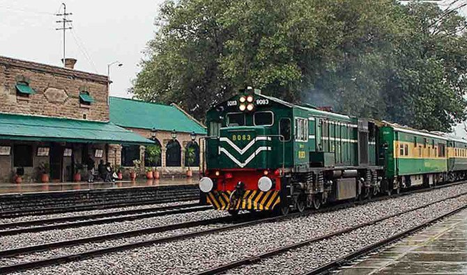 Pakistan Railways targets Rs1tr revenue after $2bn ADB loan