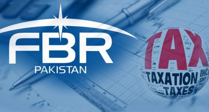 Federal bucks ahead, provinces lag behind in Pakistan’s tax race
