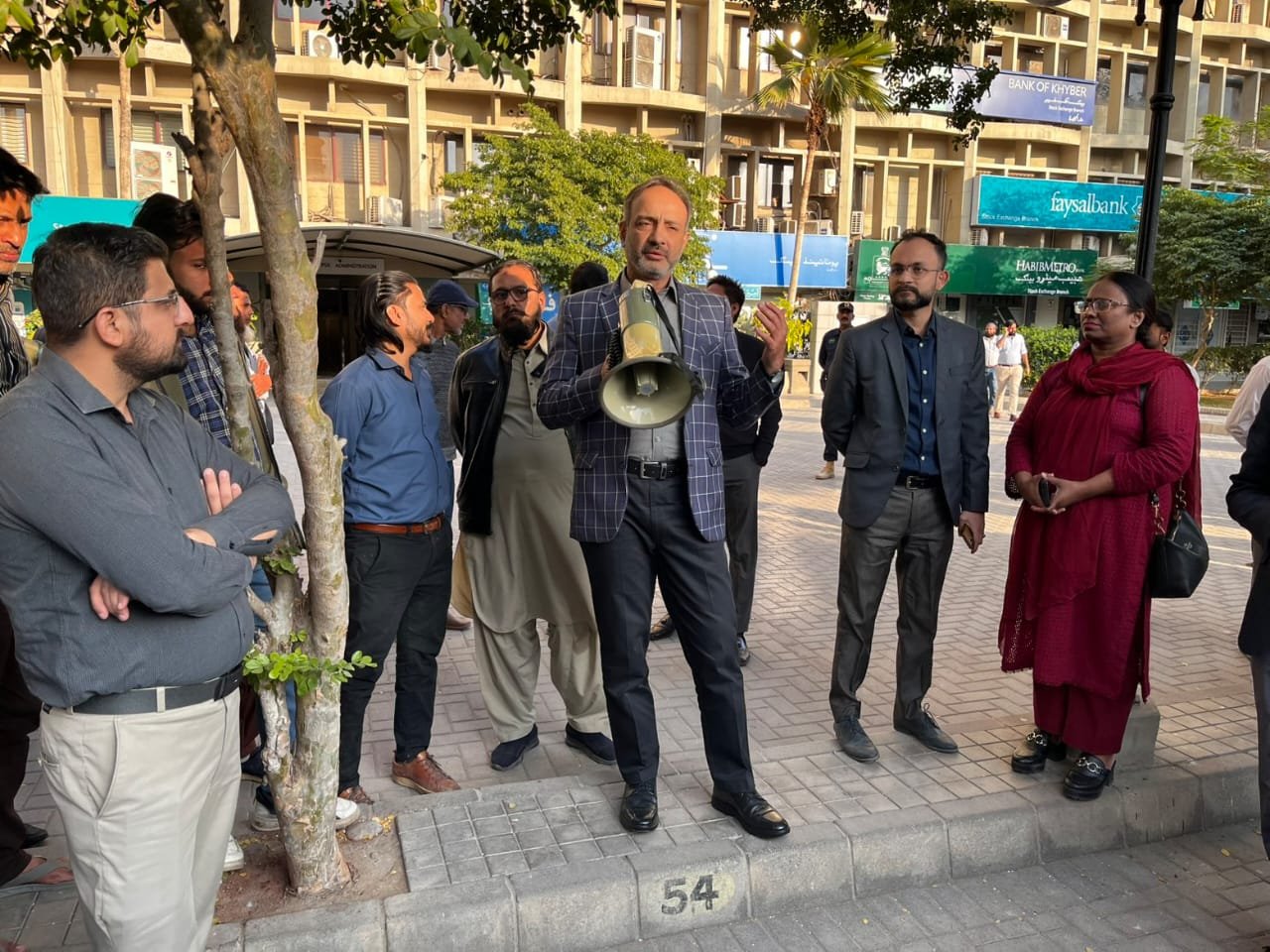 Security drill conducted at Pakistan Stock Exchange to ensure safety and preparedness.