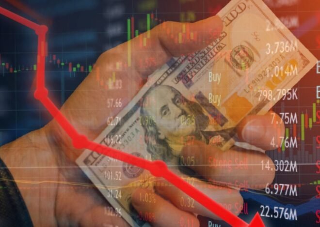 Asian Stocks Decline, Dollar Softens as Trade Tensions Resurface